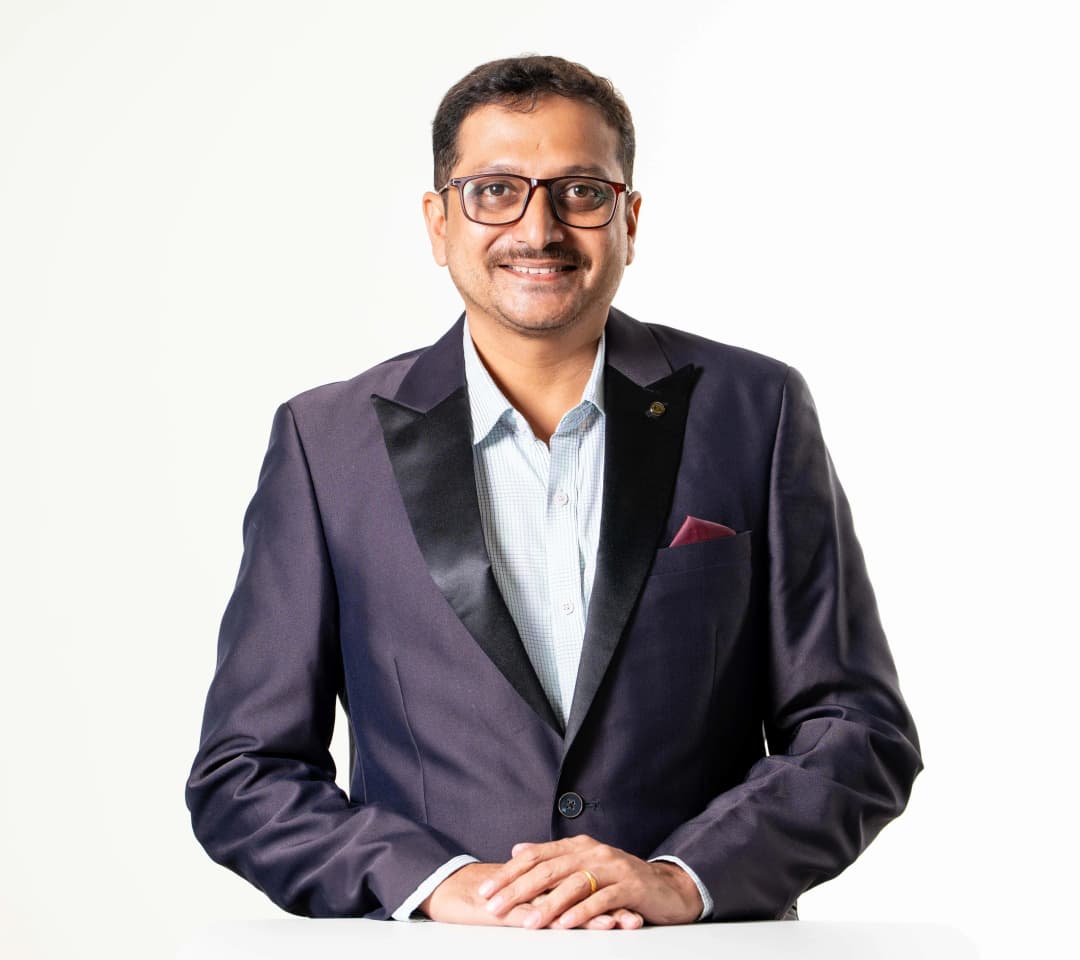 Dr. Siddhaarth R. Dhongde