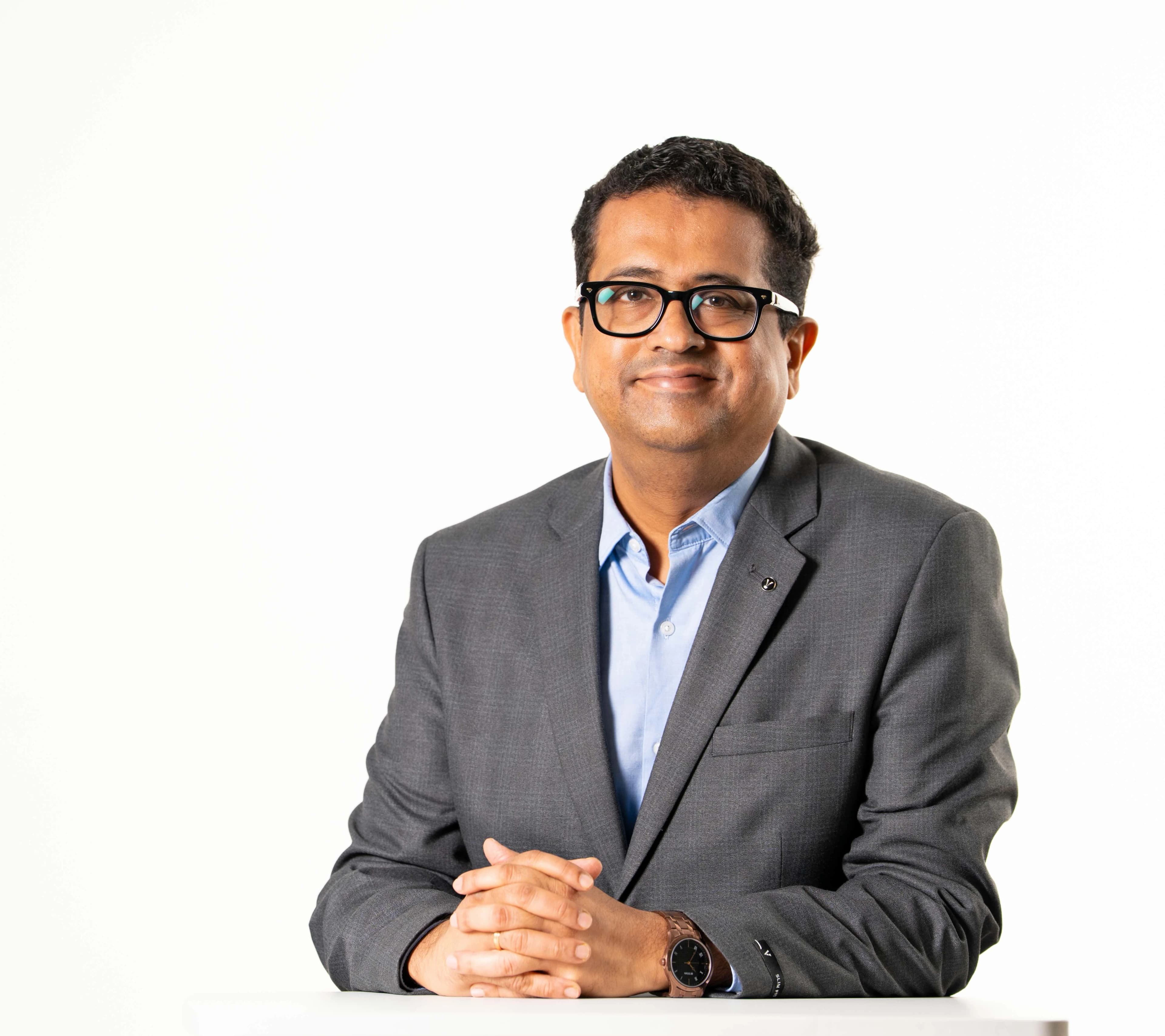 Dr. Mangesh Prasad Kasbekar